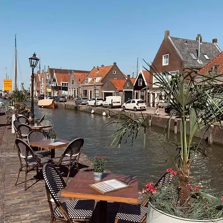 Comfi Houseboat Maatrollie In Close To Amsterdam Ботель *