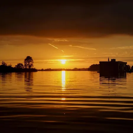 Comfi Winter Houseboat Maatrollie In *