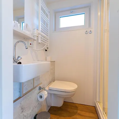 Comfi Winter Houseboat Maatrollie In מוניקנדאם