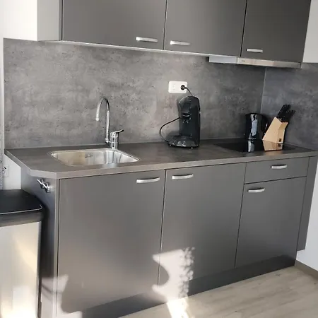 Comfi Winter Houseboat Maatrollie In * Monnickendam