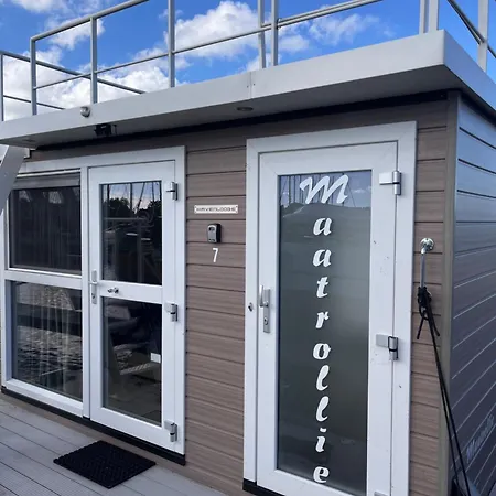 Comfi Winter Houseboat Maatrollie In * Monnickendam